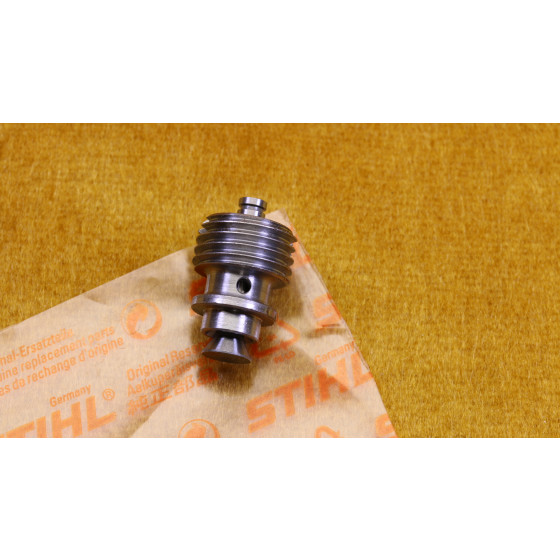 NEU Original Stihl 070 090 MS 720 Dekrompressionsventil Deko- Ventil 1106 020 9400 / 11060209400 / 1106-020-9400