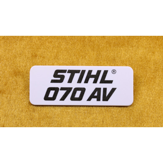 NEU Original Stihl Typenschild 070 AV 1106 967 1501 / 11069671501 / 1106-967-1501