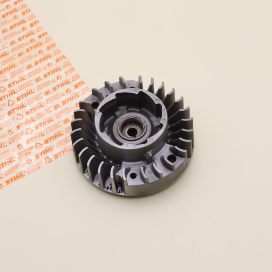 Original Stihl 048 AV Schwungrad für Bosch -Elektronik 1117 400 1206 / 11174001206 / 1117-400-1206