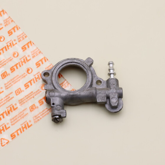 NEU Original Stihl 024 026 MS 240 260 Ölpumpe verstellbar Typ 2 1121 640 3203 / 11216403203 / 1121-640-3203