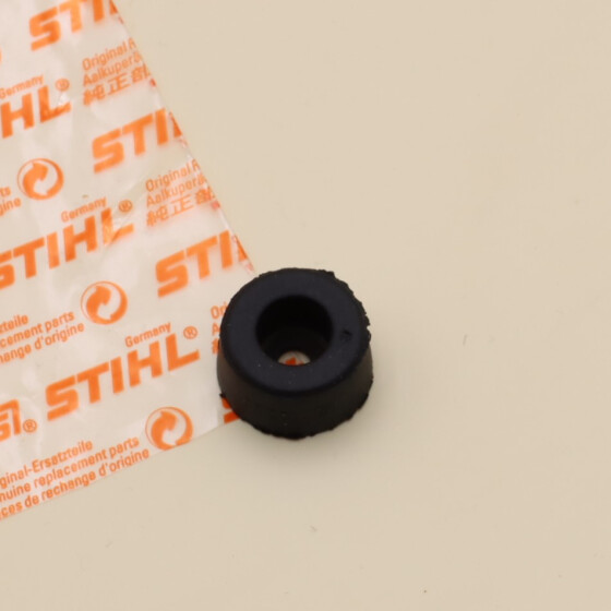NEU Original Stihl 064 066 MS 640 650 660 Gummipuffer 1122 790 9300 / 11227909300 / 1122-790-9300
