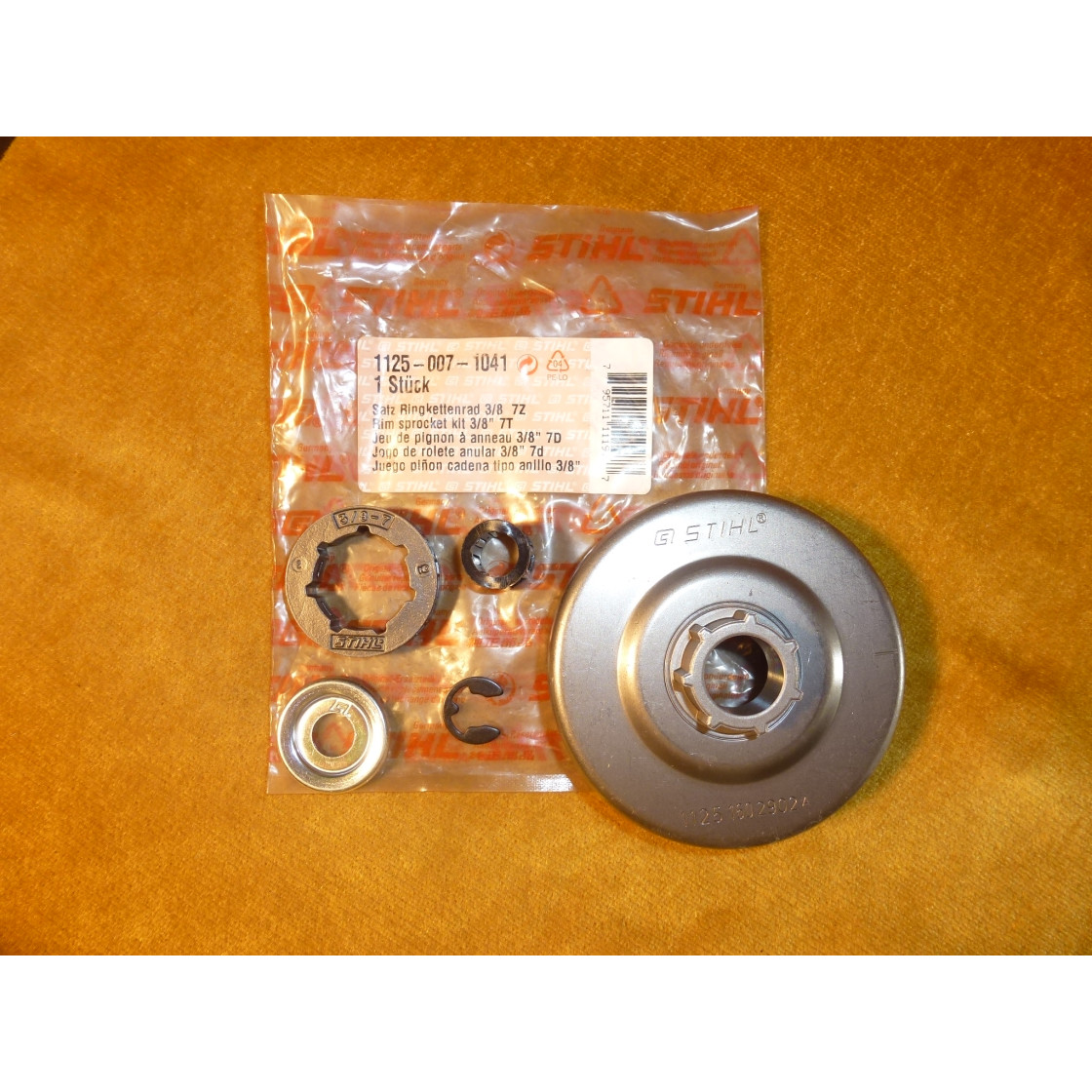 Produktbild von Original STIHL Ringkettenrad-Satz 3/8 8 Zähne – 1122 007 1001, NEU