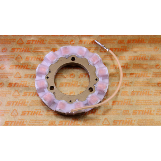 NEU Original Stihl 046 066 MS 460 660 Generator 1128 404 3501 / 11284043501 / 1128-404-3501