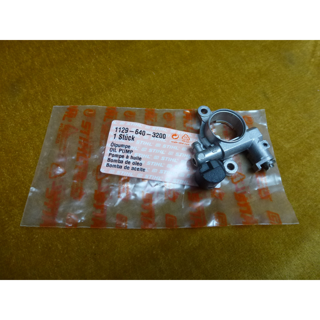 Pompe à huile pour tronçonneuse Stihl (11296403200) 020 - 020T - MS200