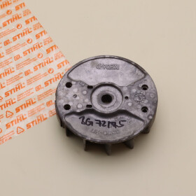 Original Stihl HS FS 72 74 76 FC BG 72 Schwungrad 4133...