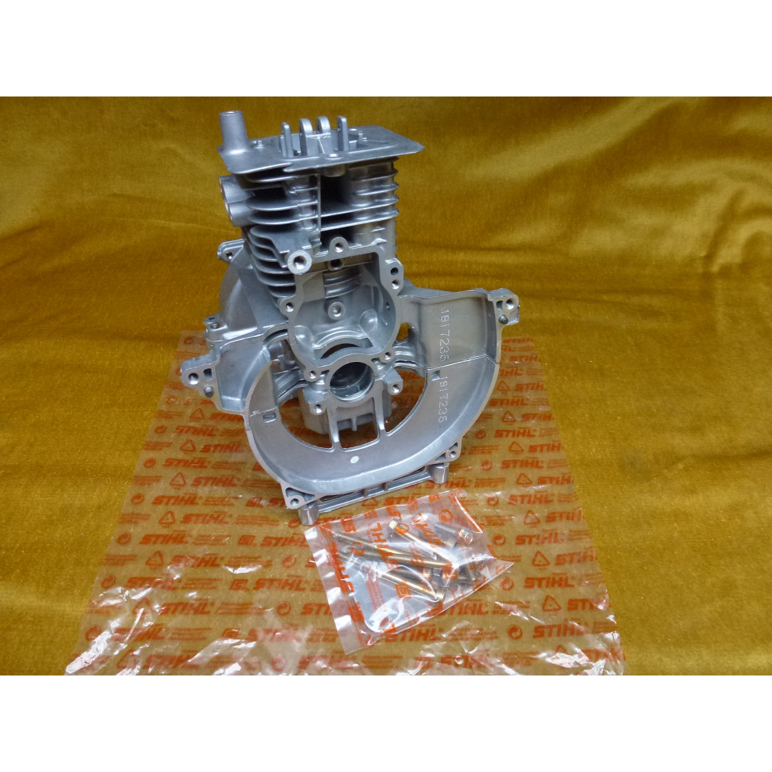Original Stihl Motorgehäuse 1122 202 2101 – Kurbelgehäuse Für 064 & MS640, NEU