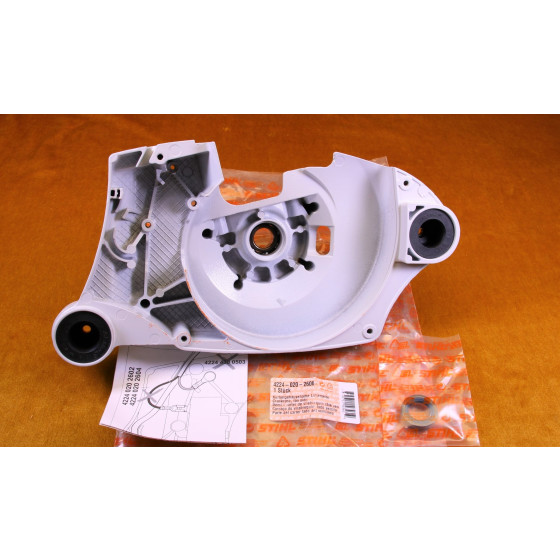 NEU Original Stihl TS 800 Kurbelgehäuse Kurbelgehäusehälfte links 4224 020 2606 / 42240202606 / 4224-020-2606