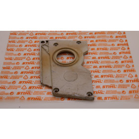 Original Stihl 020 AV Typ 1114 Deckel Abdeckung Ölpumpe 1114 021 1100 / 11140211100 / 1114-021-1100