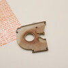 Original Stihl 042 048 Deckel Abdeckung Ölpumpe für geteiltes Kettenrad 1117 021 1100 / 11170211100 / 1117-021-1100