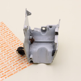 Original Stihl Tankgehäuse 020 AV Typ 1114 Typ 1 11143500800 / 1114 350 0800 / 1114-350-0800