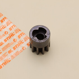 NEU Original Stihl MB ME RM RMA RME Antriebsritzel Ritzel links 6105 704 7400 / 61057047400 / 6105-704-7400