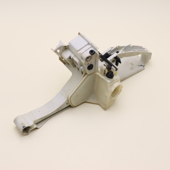 Original Stihl 024 026 Tankgehäuse Tank Modell bis 2001 für Bastler 1121 350 0800 / 11213500800 / 1121-350-0800