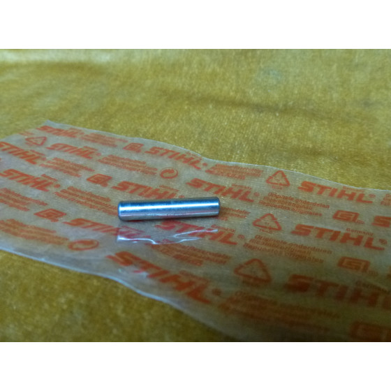 NEU Original Stihl Stift DIN7-5M 6x24 ST 9371 470 2640 / 93714702640 / 9371-470-2640