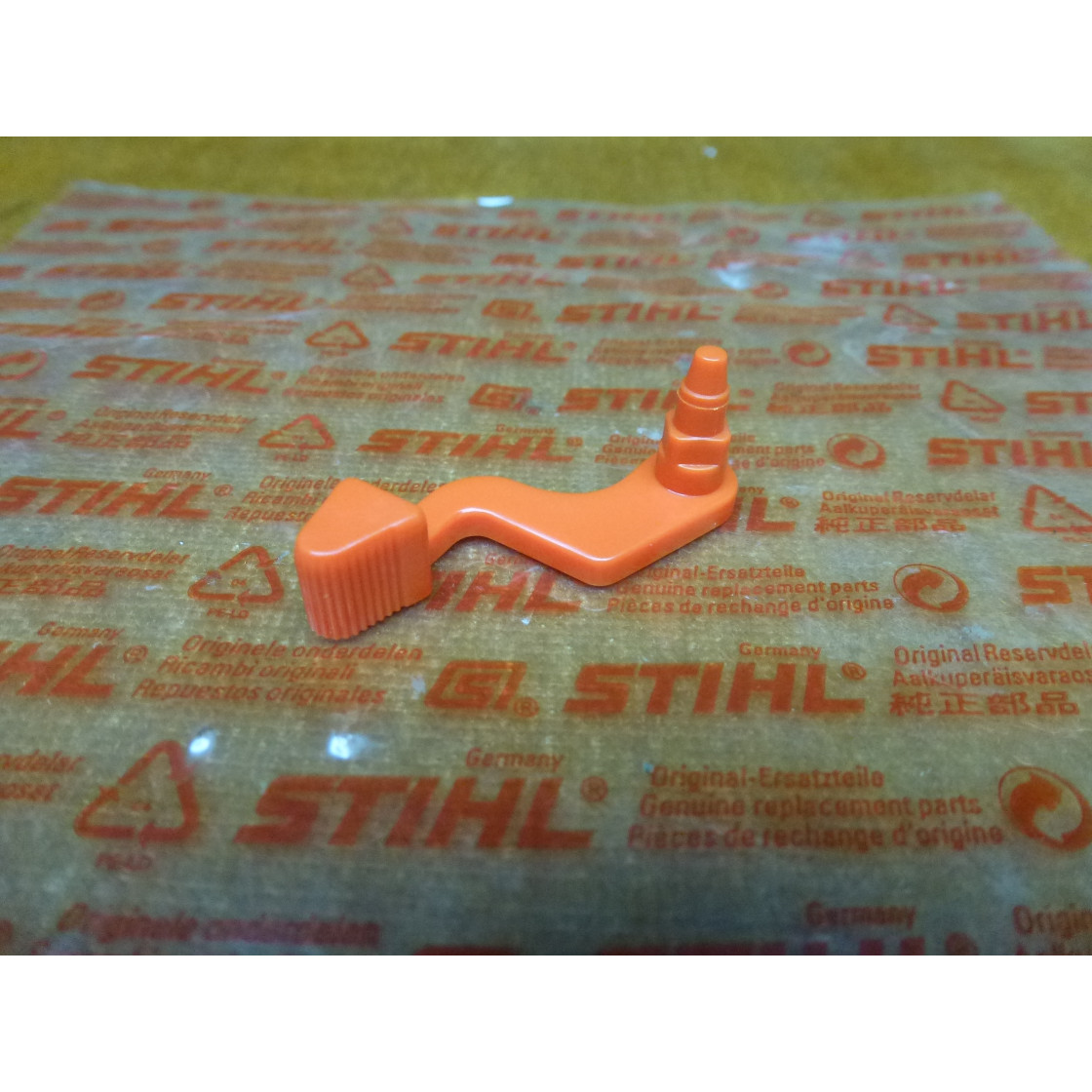 NEU Original Stihl Hebel l 4137 141 3700 / 41371413700 / 4137-141-370